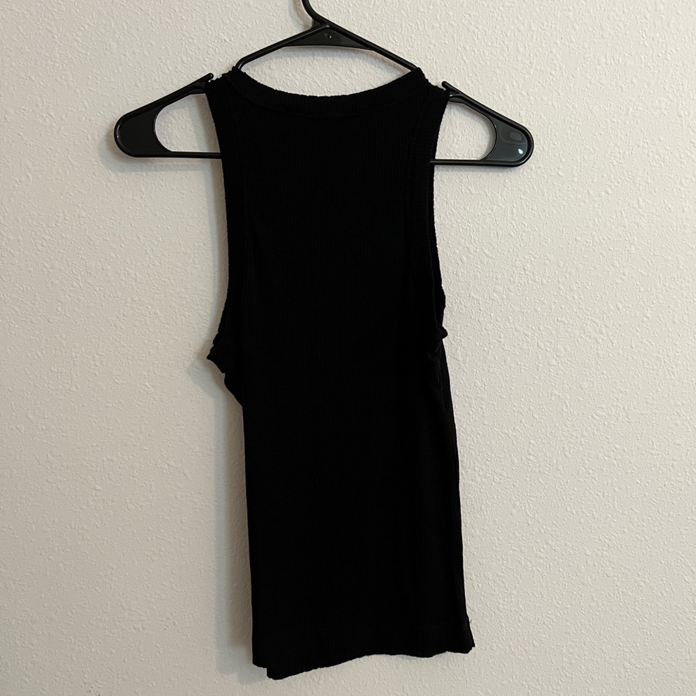 Lyn Burches Ribbed Tank - Picture 3 of 3
